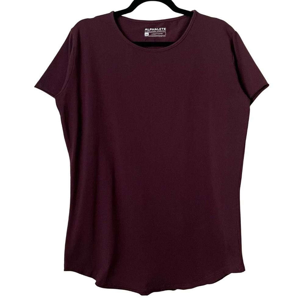 Alphalete Shirt Mens Medium Burgundy Lifestyle Fit Athletic‎ Gym Workout Stretch